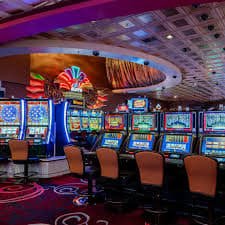 Ikon keamanan dan perlindungan data di platform slot gg